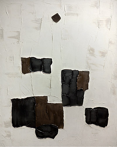 Black Star. Composition made of black and brown squares, superimposed by a small black square, on a white background.